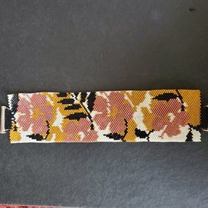 Handmade artisan peyote beaded floral bracelet